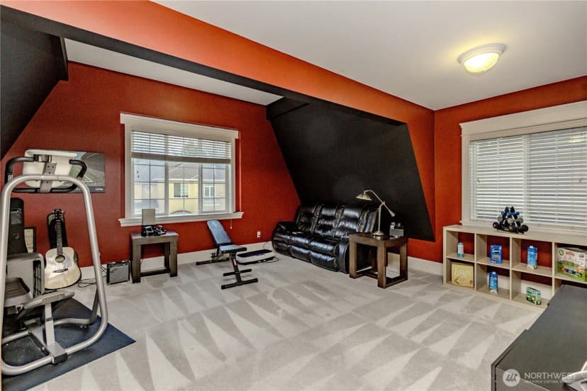 Property photo for 1829 Se 8th Place, Renton photo 29