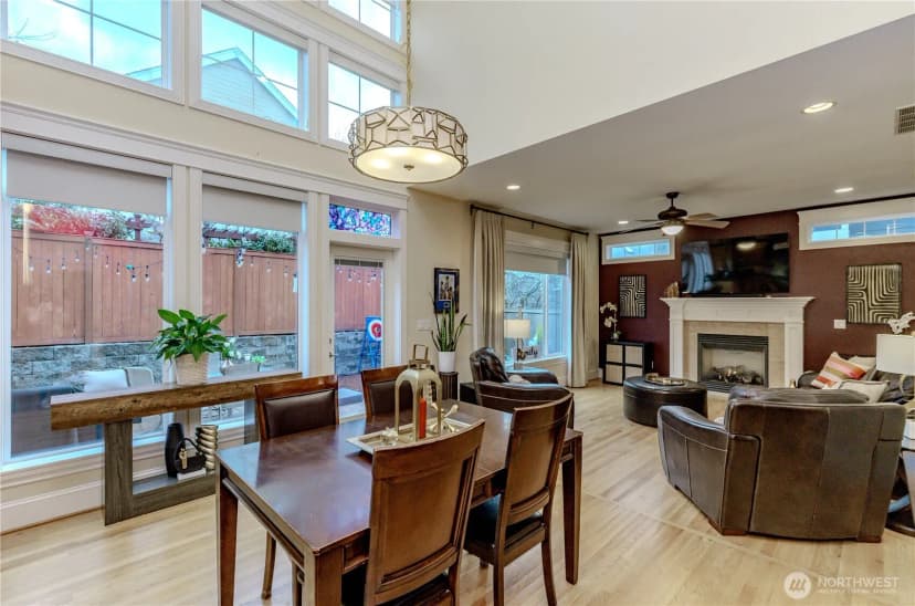 Property photo for 1829 Se 8th Place, Renton photo 6