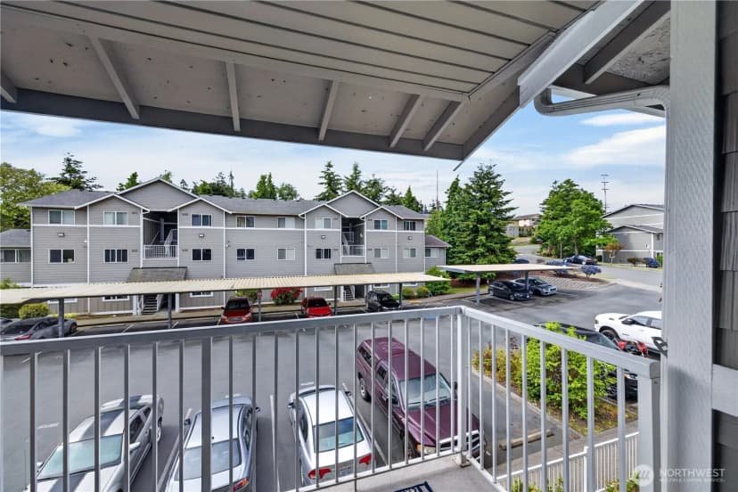 Property photo for 1670 Sw Mulberry Drive #b302, Oak Harbor photo 14
