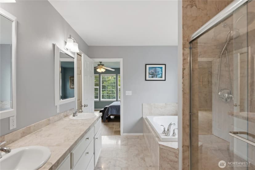 Property photo for 2484 Soundview Drive Ne, Bainbridge Island photo 25