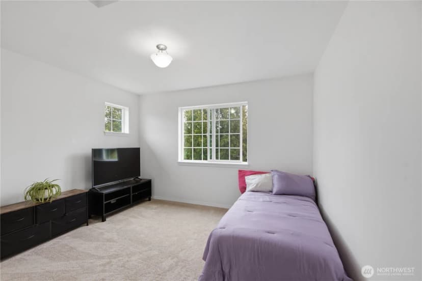 Property photo for 2484 Soundview Drive Ne, Bainbridge Island photo 33