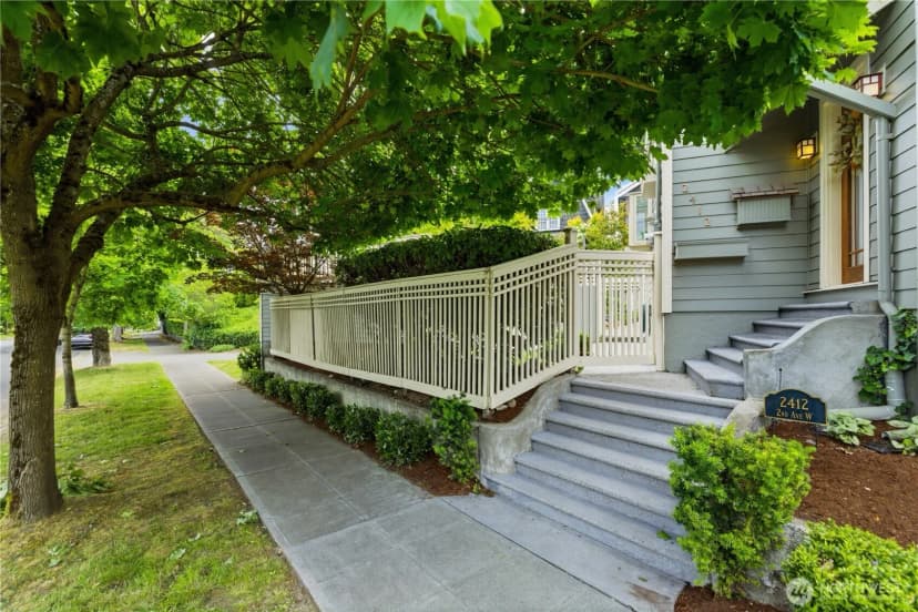 Property photo for 2412 2nd Avenue W, Seattle photo 28