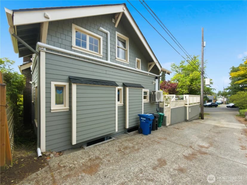 Property photo for 2412 2nd Avenue W, Seattle photo 38