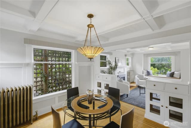 Property photo for 2412 2nd Avenue W, Seattle photo 5
