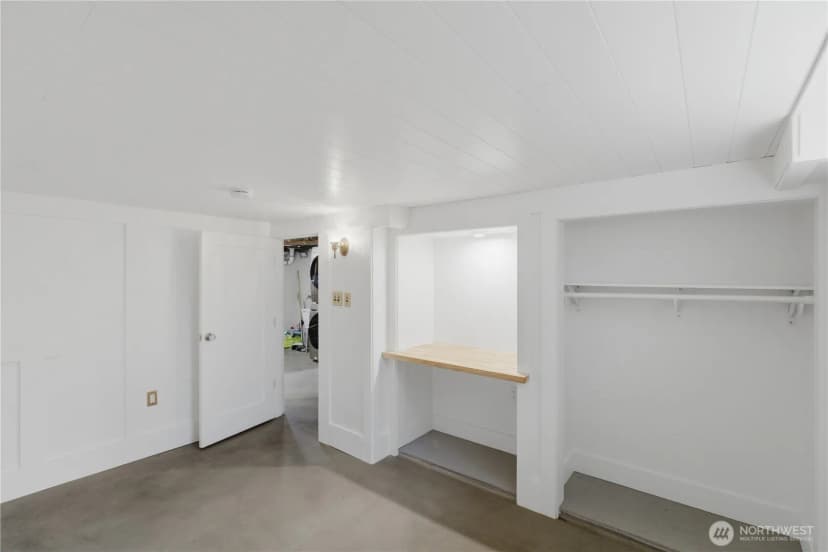 Property photo for 2412 2nd Avenue W, Seattle photo 23