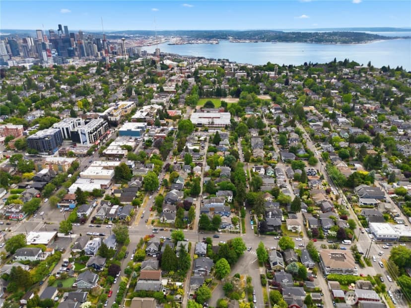 Property photo for 2412 2nd Avenue W, Seattle photo 40