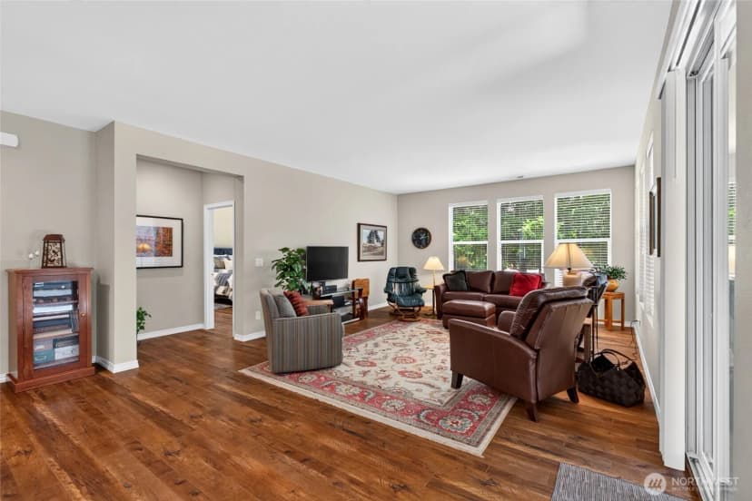 Property photo for 8551 Vashon Drive Ne, Lacey photo 5