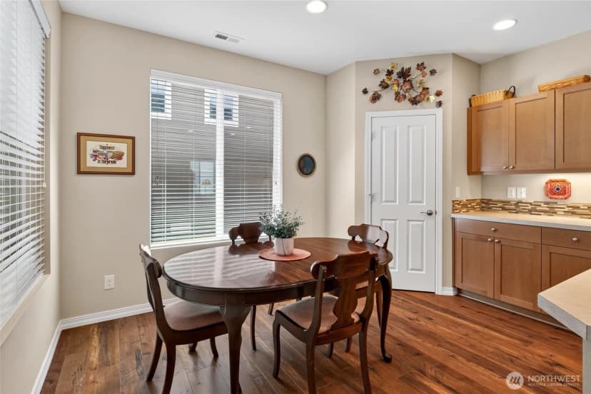 Property photo for 8551 Vashon Drive Ne, Lacey photo 11