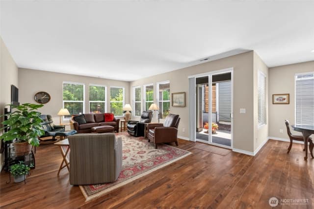 Property photo for 8551 Vashon Drive Ne, Lacey photo 4