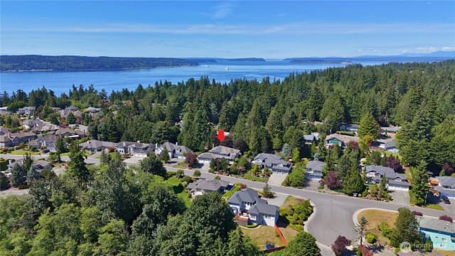 Property photo for 5607 94th Place Sw, Mukilteo photo 3