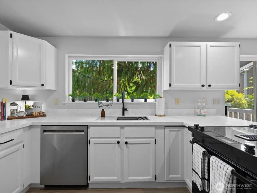 Property photo for 15931 2nd Place W, Lynnwood photo 21