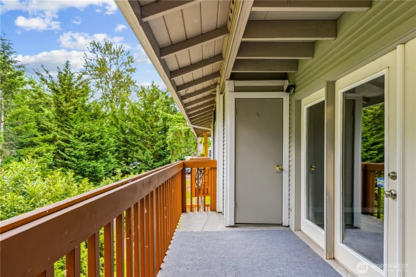 Property photo for 17310 Ne 45th Street #118, Redmond photo 17