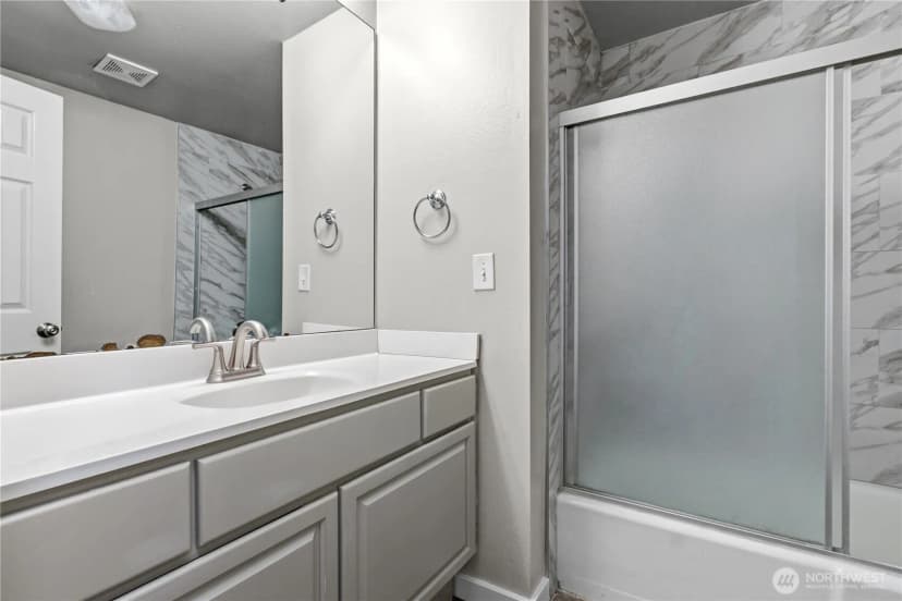 Property photo for 17310 Ne 45th Street #118, Redmond photo 12