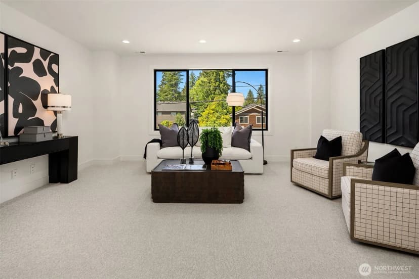 Property photo for 16711 Ne 16th Place, Bellevue photo 27