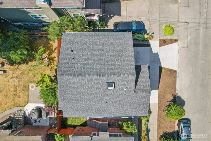 Property photo for 6505 44th Avenue Ne, Seattle photo 34