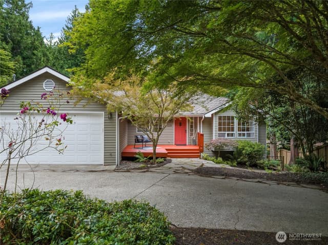 Property photo for 11220 Ne Parkhill Place, Bainbridge Island photo 2
