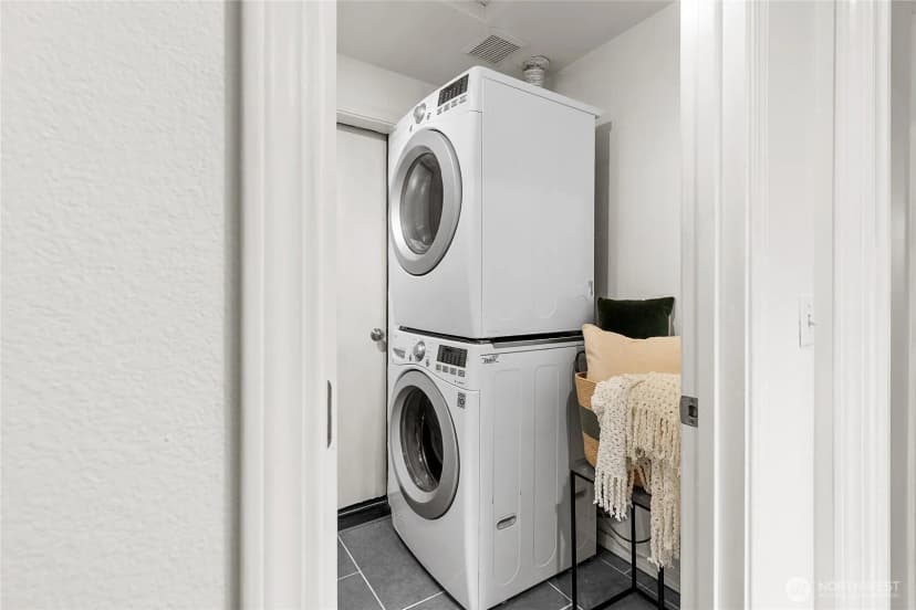 Property photo for 11220 Ne Parkhill Place, Bainbridge Island photo 31