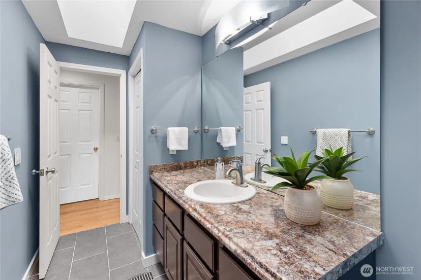 Property photo for 11220 Ne Parkhill Place, Bainbridge Island photo 25