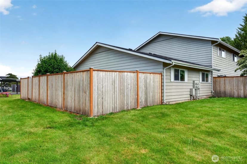 Property photo for 12414 Se 272nd Place #d, Kent photo 21