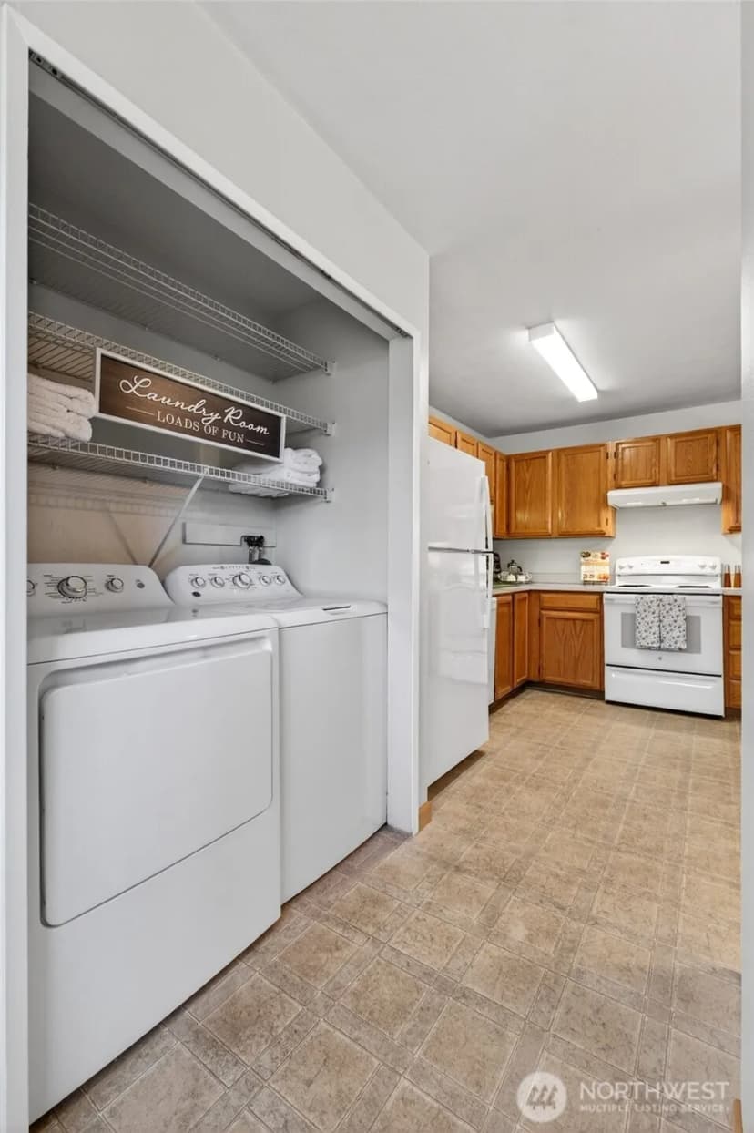 Property photo for 12414 Se 272nd Place #d, Kent photo 24
