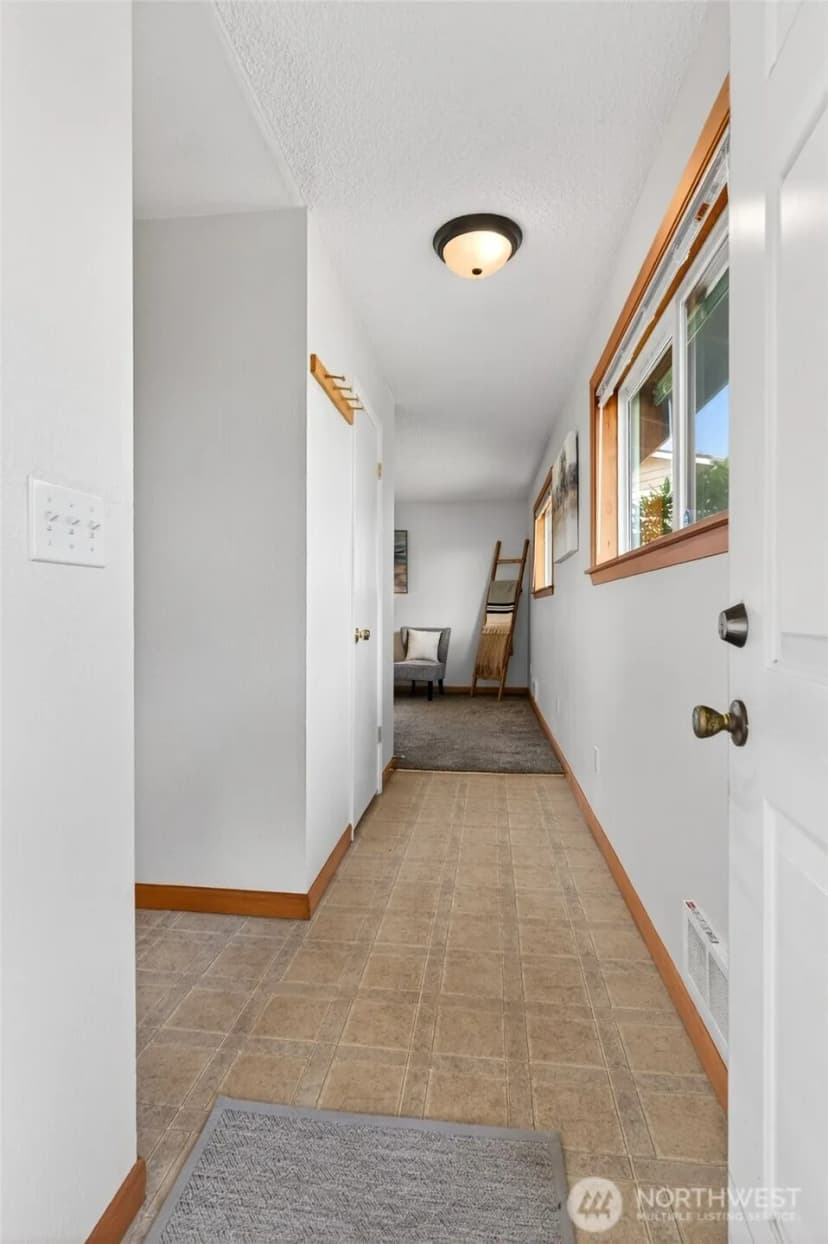 Property photo for 12414 Se 272nd Place #d, Kent photo 4