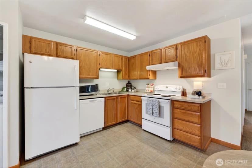 Property photo for 12414 Se 272nd Place #d, Kent photo 11