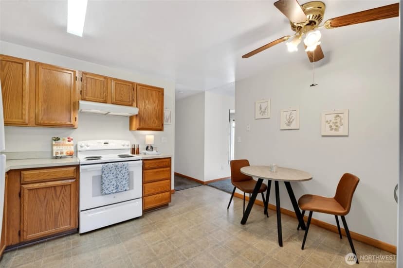 Property photo for 12414 Se 272nd Place #d, Kent photo 12