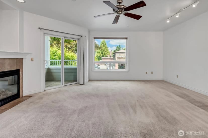 Property photo for 275 E Sunset Way #1a, Issaquah photo 5