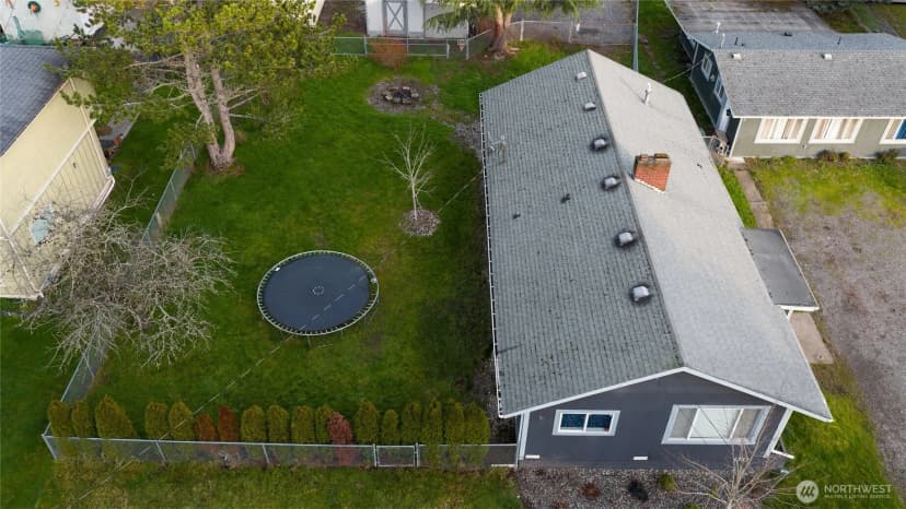 Property photo for 2124 Woburn Street, Bellingham photo 6