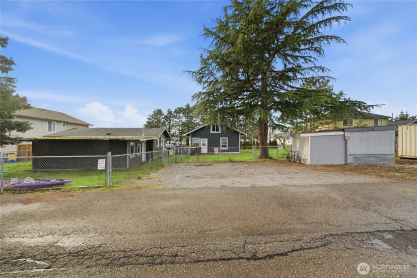 Property photo for 2124 Woburn Street, Bellingham photo 8