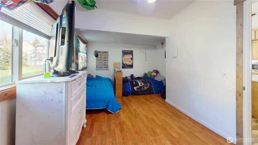 Property photo for 2124 Woburn Street, Bellingham photo 18