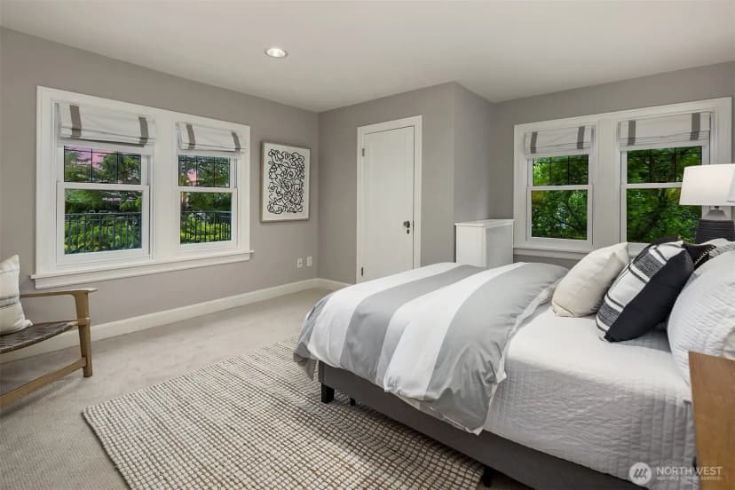 Property photo for 3715 47th Place Ne, Seattle photo 27