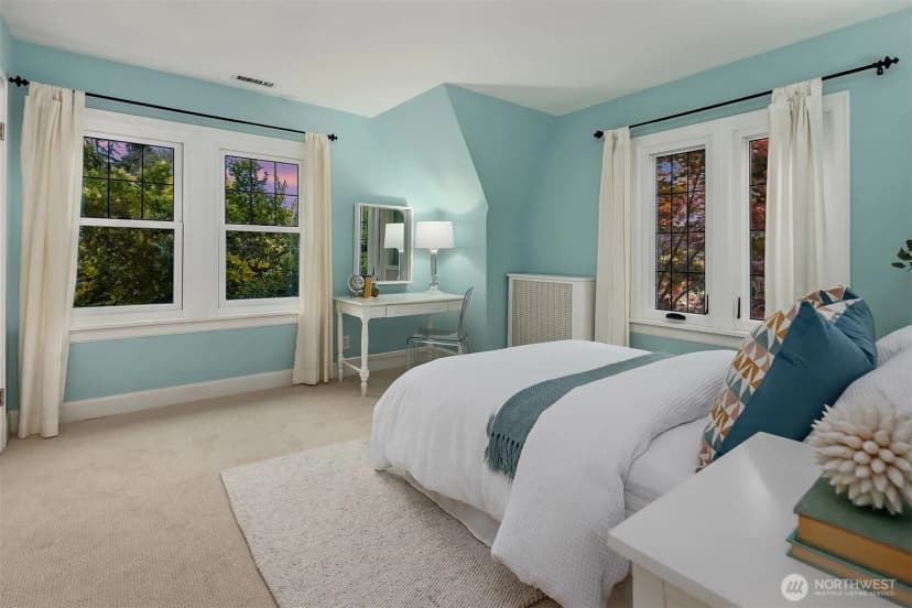 Property photo for 3715 47th Place Ne, Seattle photo 24