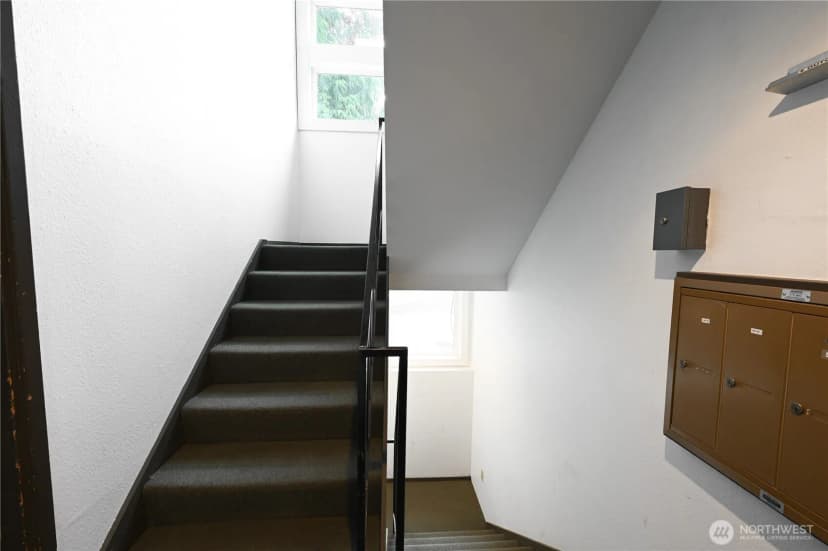 Property photo for 3510 W Elmore Street, Seattle photo 19