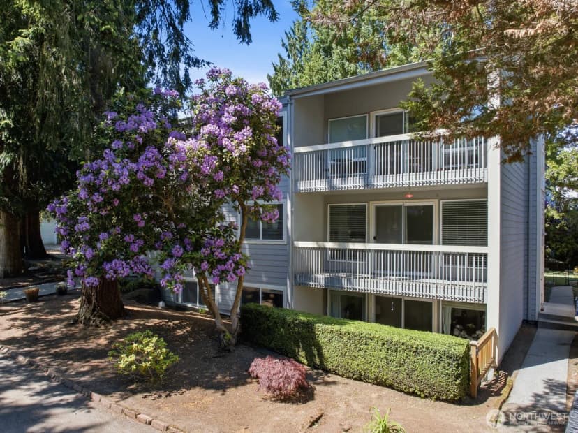 Property photo for 3510 W Elmore Street, Seattle