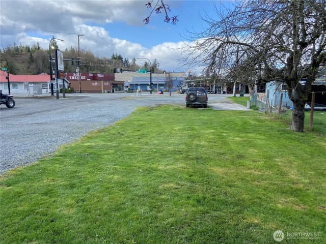 Property photo for 103 Washington, Eatonville photo 5