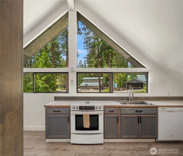Property photo for 21005 Lower Chiwawa River Road, Leavenworth photo 4
