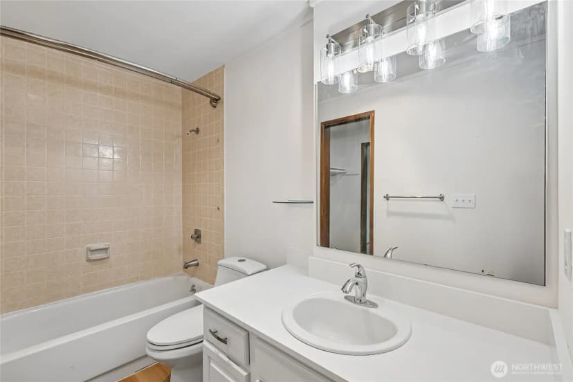 Property photo for 2419 E Madison Street #2467, Seattle photo 13