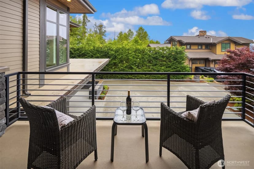 Property photo for 1732 Harrison Way Ne, Issaquah photo 24