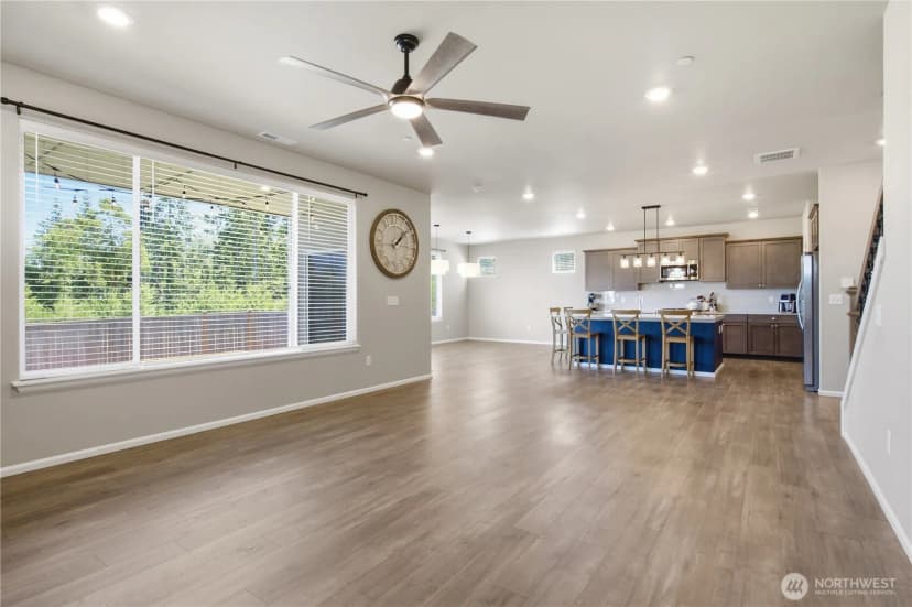Property photo for 1170 Baker Heights Loop, Bremerton photo 11