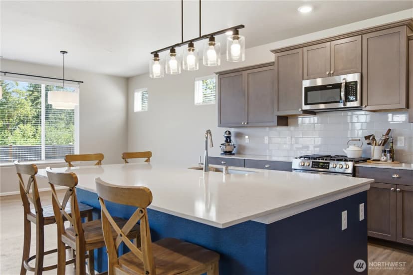 Property photo for 1170 Baker Heights Loop, Bremerton photo 8