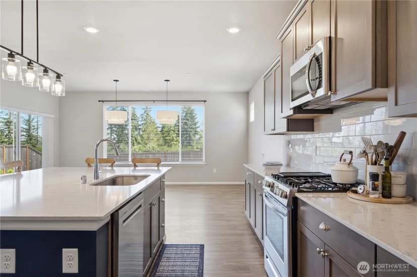 Property photo for 1170 Baker Heights Loop, Bremerton photo 12