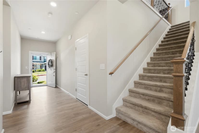 Property photo for 1170 Baker Heights Loop, Bremerton photo 2