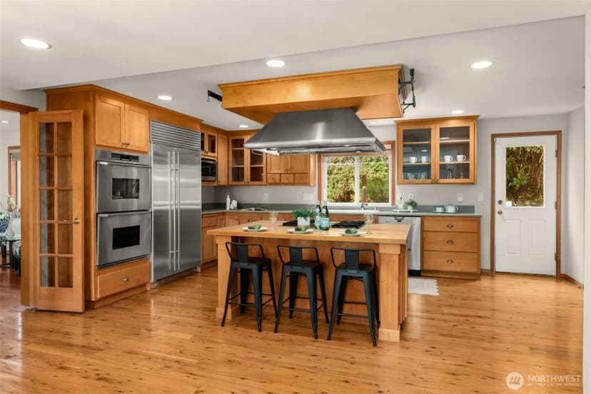 Property photo for 6183 Ne 187th Place, Kenmore photo 13