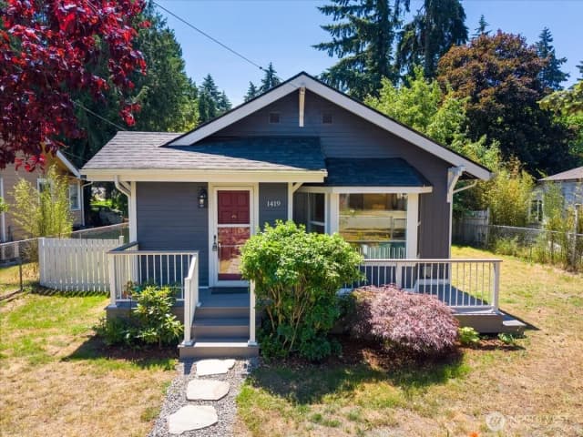 Property photo for 1419 S 129th Street, Burien