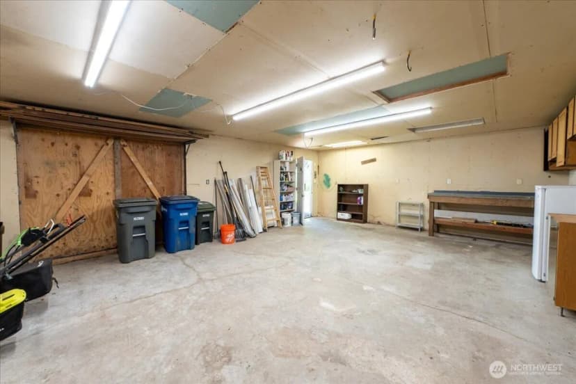 Property photo for 1419 S 129th Street, Burien photo 29