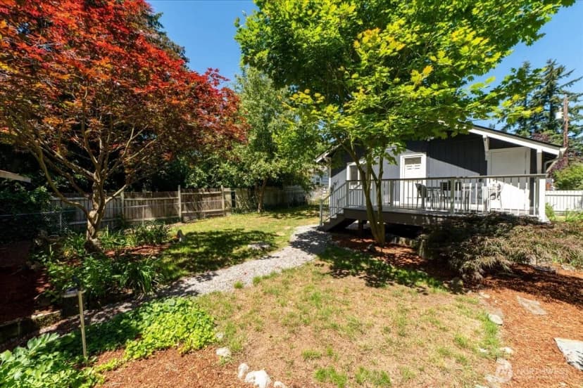Property photo for 1419 S 129th Street, Burien photo 34