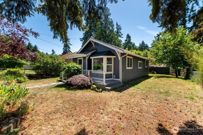 Property photo for 1419 S 129th Street, Burien photo 7