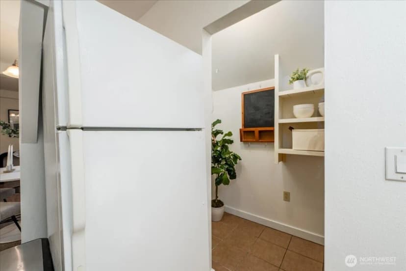 Property photo for 1419 S 129th Street, Burien photo 17