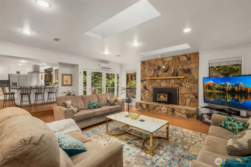 Property photo for 21842 Ne 30th Place, Sammamish photo 18